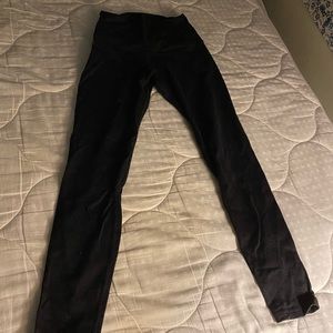 Black lululemon leggings
